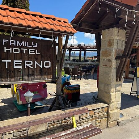 Family Hotel Eterno Tsigov Chark Ngoại thất bức ảnh