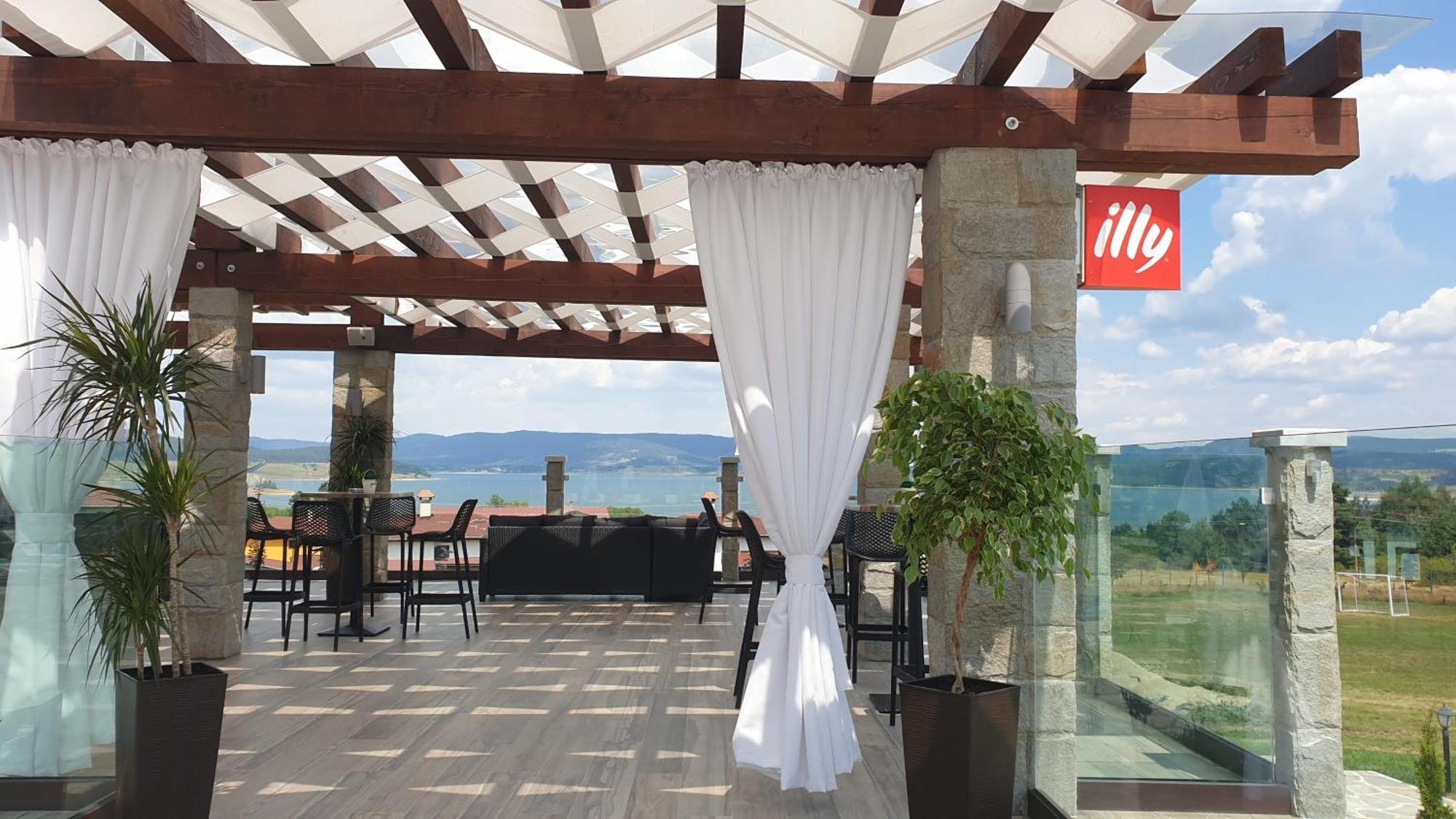 Family Hotel Eterno Tsigov Chark Ngoại thất bức ảnh
