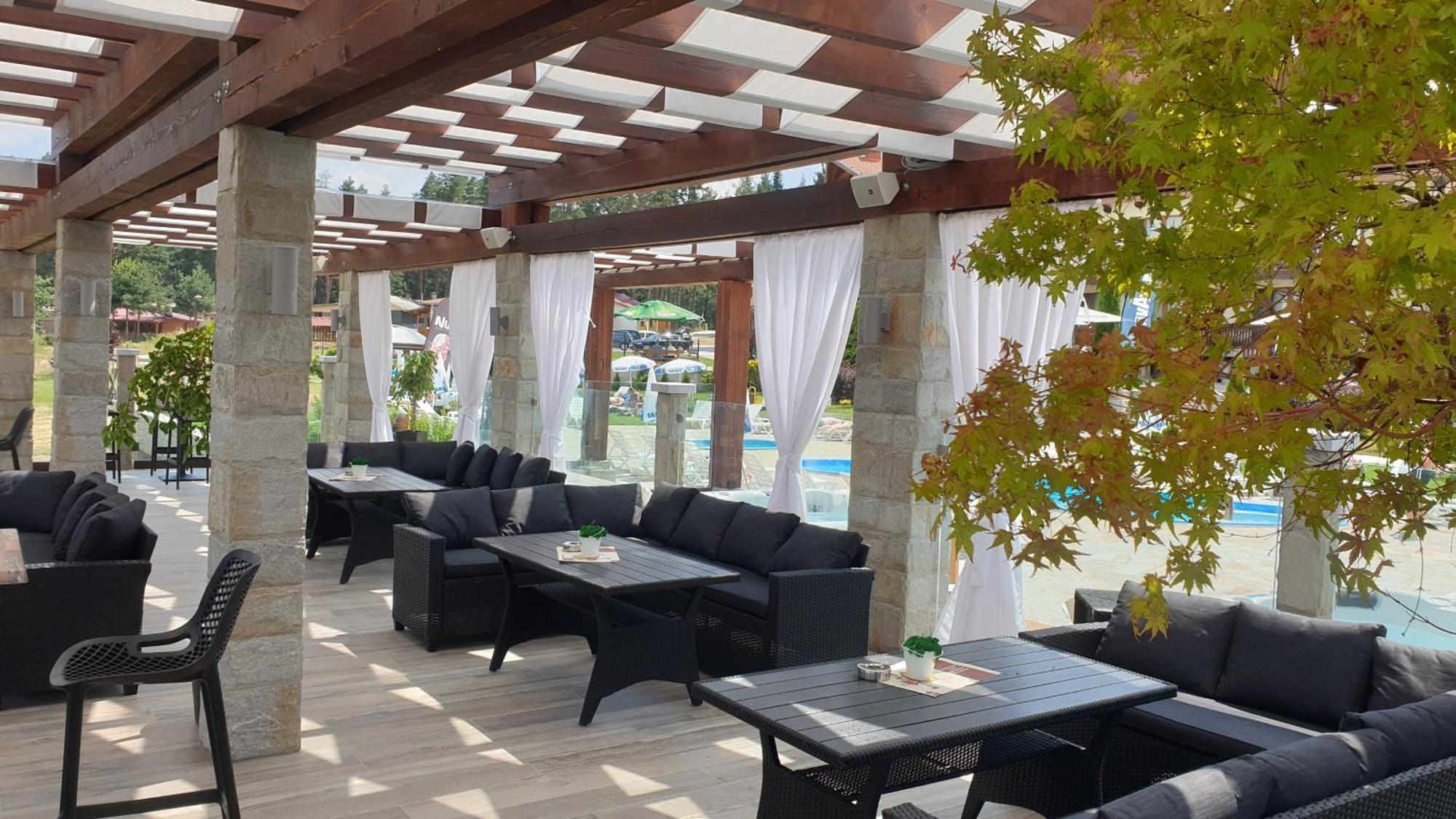 Family Hotel Eterno Tsigov Chark Ngoại thất bức ảnh