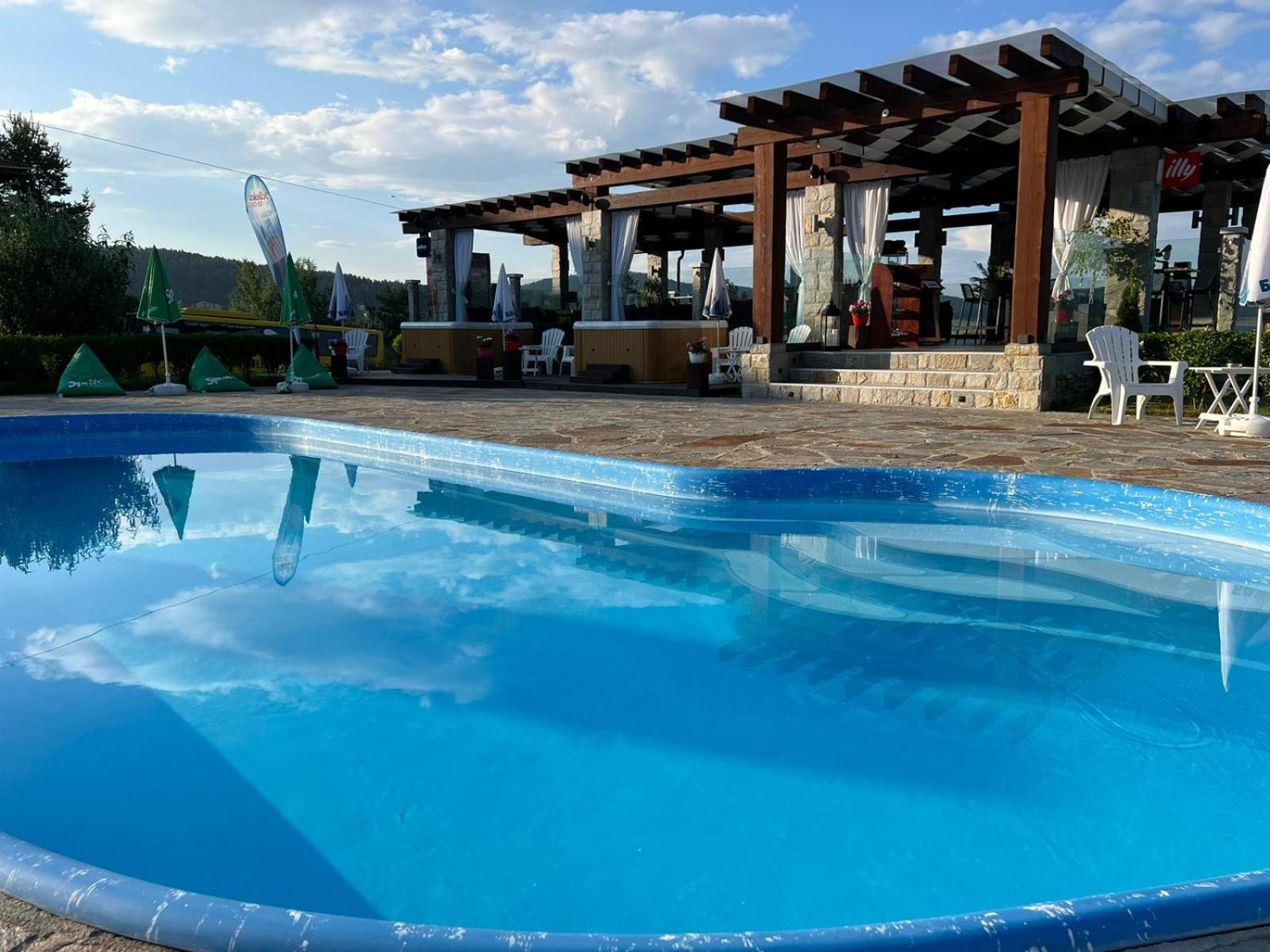 Family Hotel Eterno Tsigov Chark Ngoại thất bức ảnh
